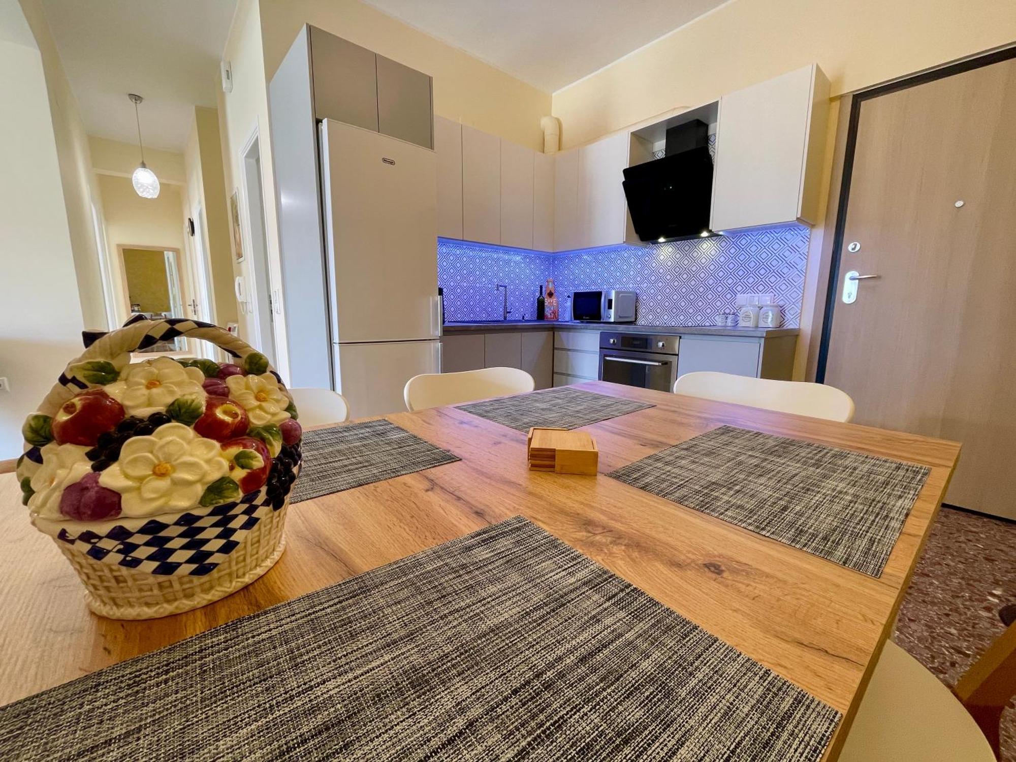 Apartment Kalamata.house - Sunny And Modern With View!